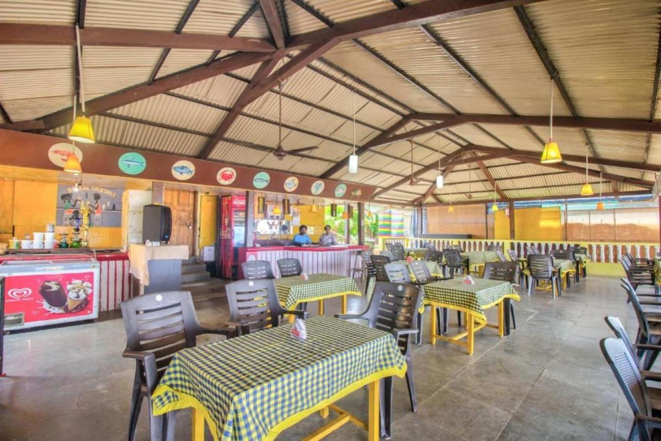 Roseal Beach Front 巴加 外观 照片